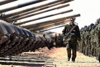 Algeria thông qua dự luật tài chính, tăng gấp đôi chi tiêu quốc phòng trong năm 2023