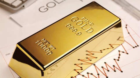 gia vang hom nay 2411 gia vang van chiu ap luc nha dau tu nen trung lap trung quoc dang bi mat om hang