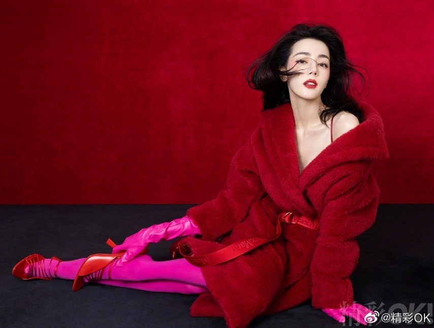 iễn viên Địch Lệ Nhiệt Ba khoe sắc vóc trong trang phục đón đông.