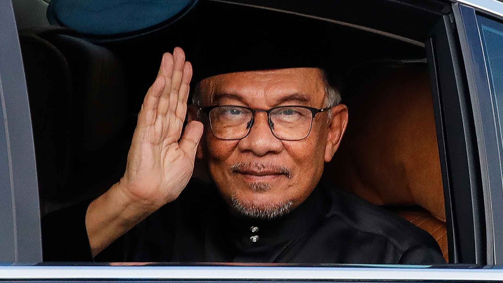 Điện mừng Thủ tướng Malaysia