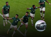 Thái tử Mohammed bin Salman tặng mỗi cầu thủ tuyển Saudi Arabia một siêu xe Rolls Royce