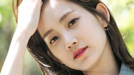 Cậu út nhà tài phiệt: Ngắm nhan sắc 'tình mới' của Song Joong Ki