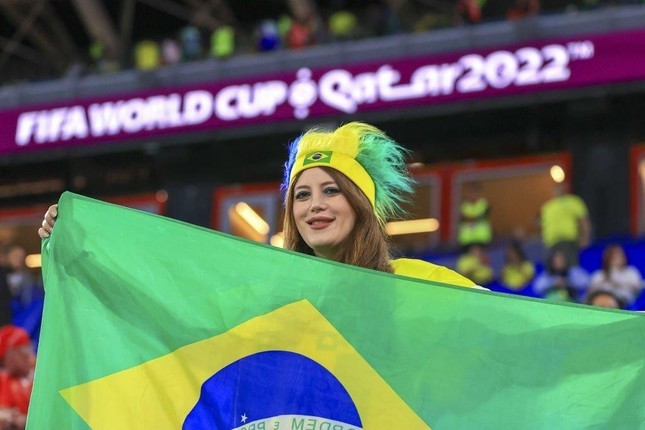 World Cup 2022: Nhan sắc không thể rời mắt của các cổ động viên nữ Brazil trên khán đài World Cup 2022: Nhan sắc không thể rời mắt của các cổ động viên nữ Brazil trên khán đài