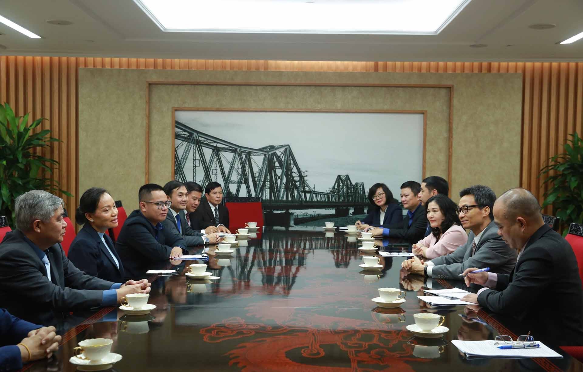 Phó Thủ tướng Vũ Đức Đam tiếp  Bộ trưởng Bộ Lao động & Phúc lợi xã hội Lào Baykham Khattiya. (Nguồn: TTXVN)