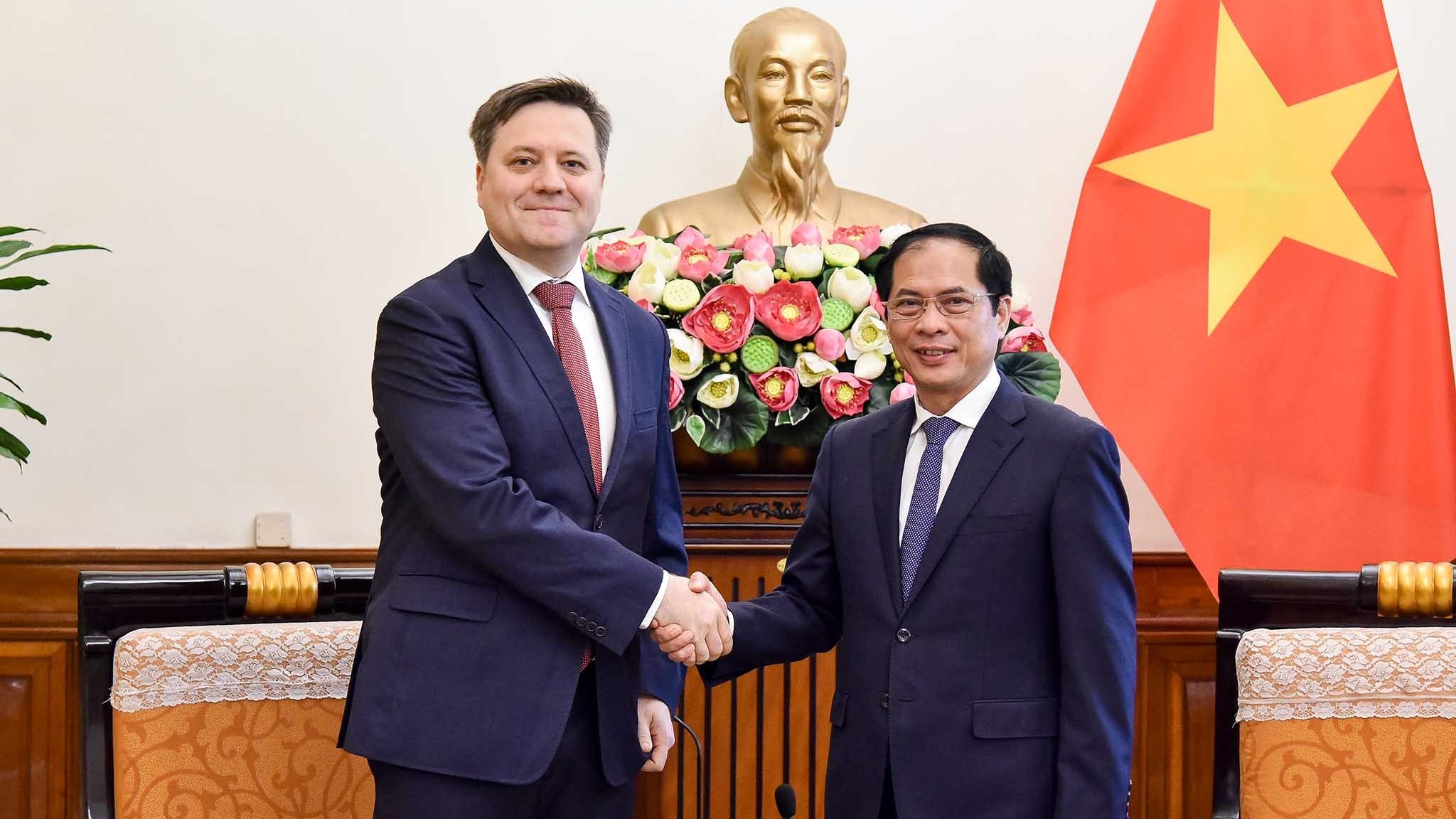 viet nam luon coi trong va mong muon tang cuong quan he voi ba lan