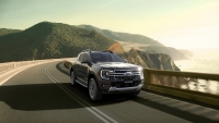 Cận cảnh Ford Ranger Platinum được sản xuất tại Australia