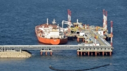 EU thấy 'cứu tinh' thay khí đốt Nga trước mùa Đông, LNG có phải 'liều thuốc đắng'?