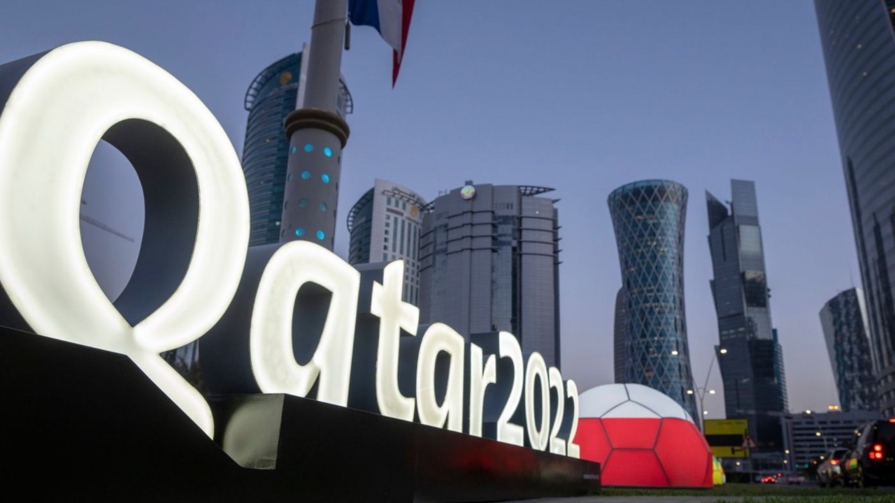 khi chung khoan the gioi nhay mua cung trai bong world cup