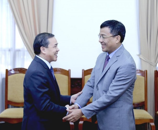 Tăng cường quan hệ hữu nghị, đoàn kết đặc biệt và hợp tác toàn diện Việt Nam – Lào Tăng cường quan hệ hữu nghị, đoàn kết đặc biệt và hợp tác toàn diện Việt Nam – Lào