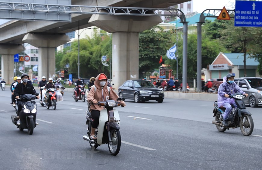 Dự báo thời tiết đêm nay và ngày mai (1-2/12): Hà Nội mưa nhỏ, rét đậm; Bắc Bộ rét đậm rét hại; Trung Bộ mưa vừa đến rất to; phía Nam mưa rào vài nơi