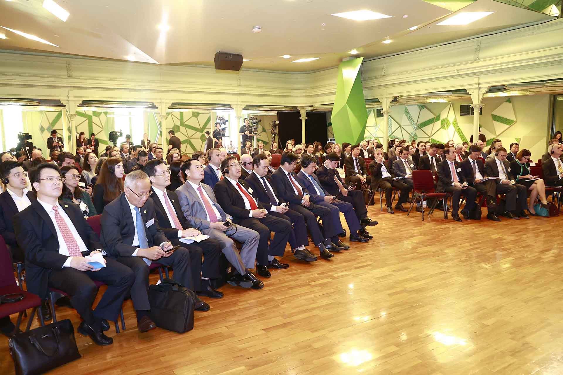 Các đại biểu dự chương trình. (Nguồn: TTXVN)