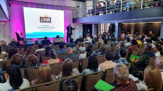 Việt Nam và Venezuela nhất trí thúc đẩy hợp tác xuất, nhập khẩu song phương Việt Nam và Venezuela nhất trí thúc đẩy hợp tác xuất, nhập khẩu song phương