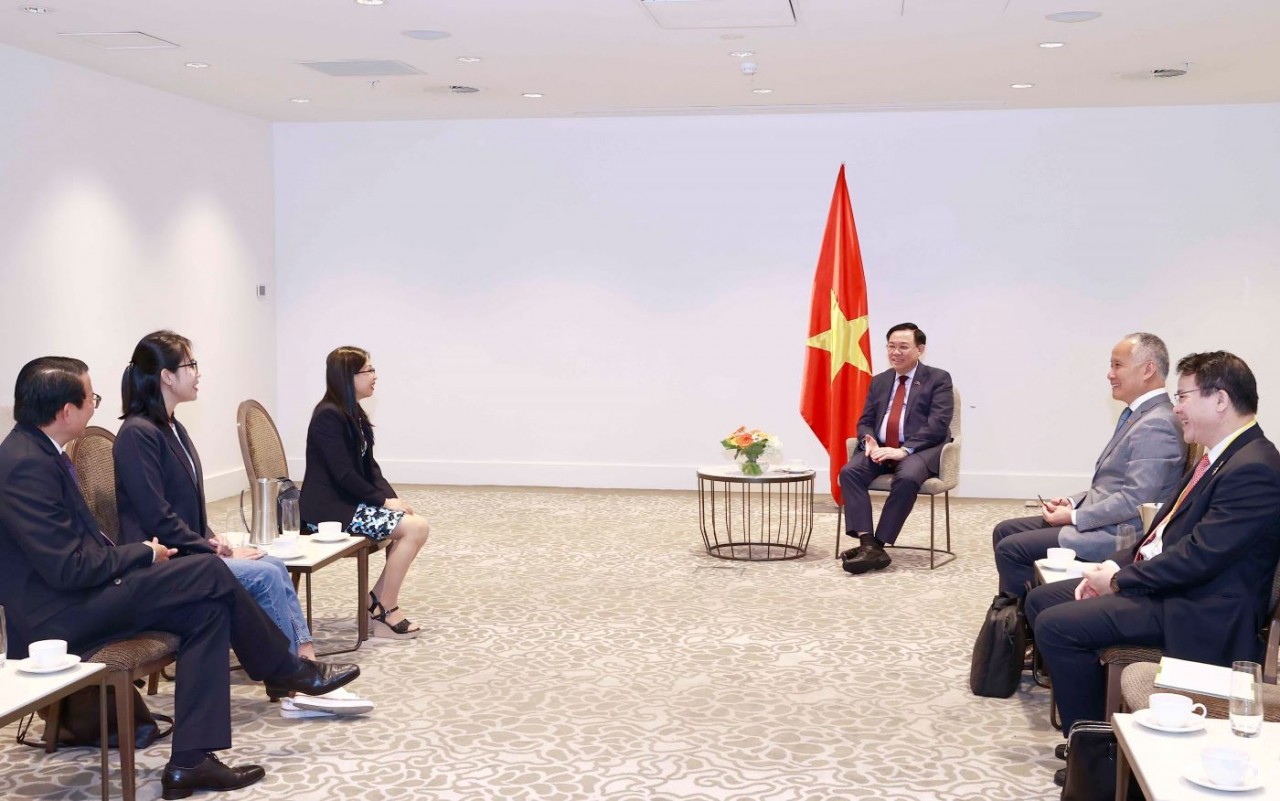 Chủ tịch Quốc hội Vương Đình Huệ tiếp một số doanh nghiệp của New Zealand Chủ tịch Quốc hội Vương Đình Huệ tiếp một số doanh nghiệp của New Zealand