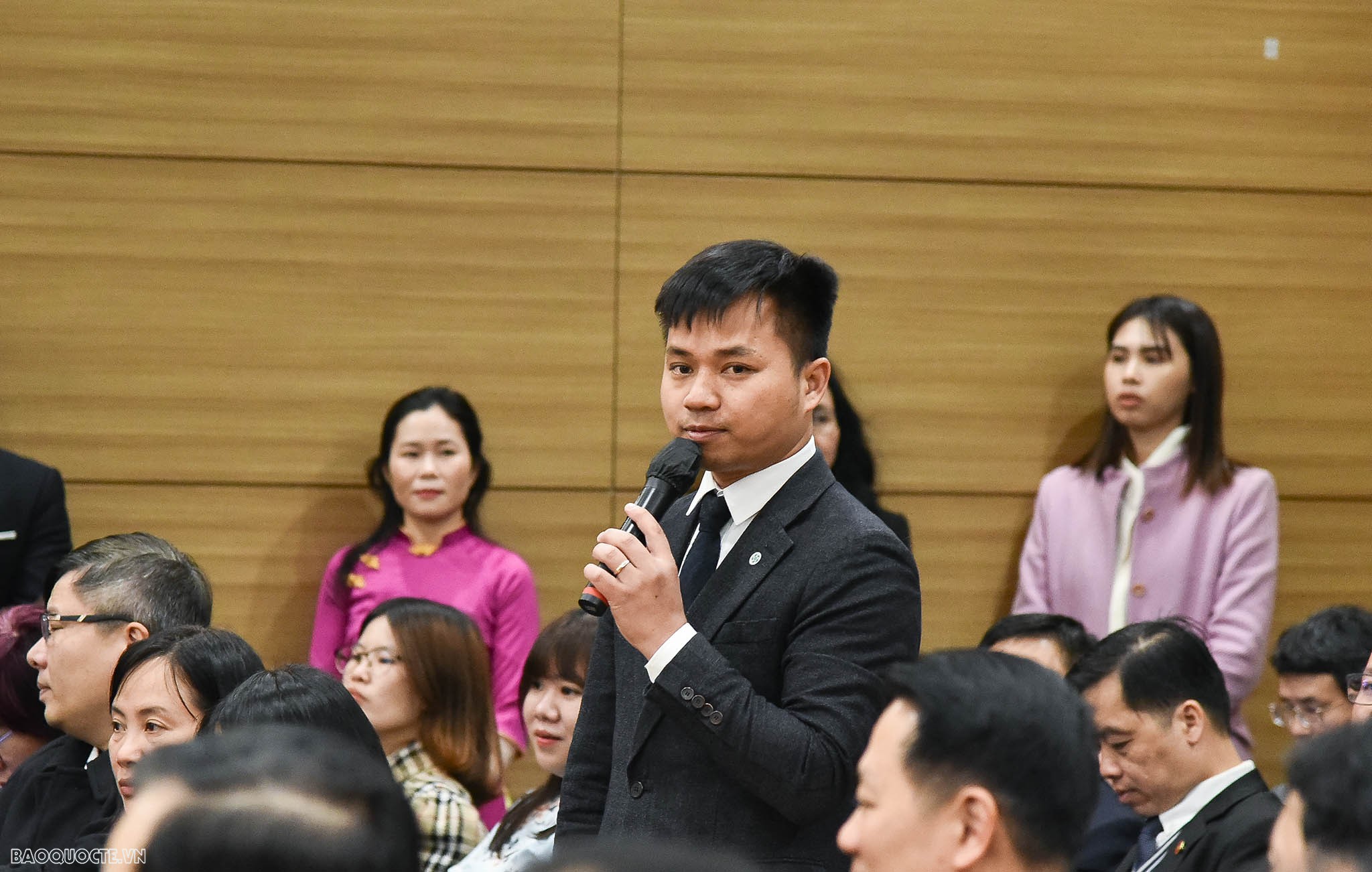 Chủ tịch nước: Cần nâng tầm trí tuệ Việt tại đất nước phát triển như Hàn Quốc