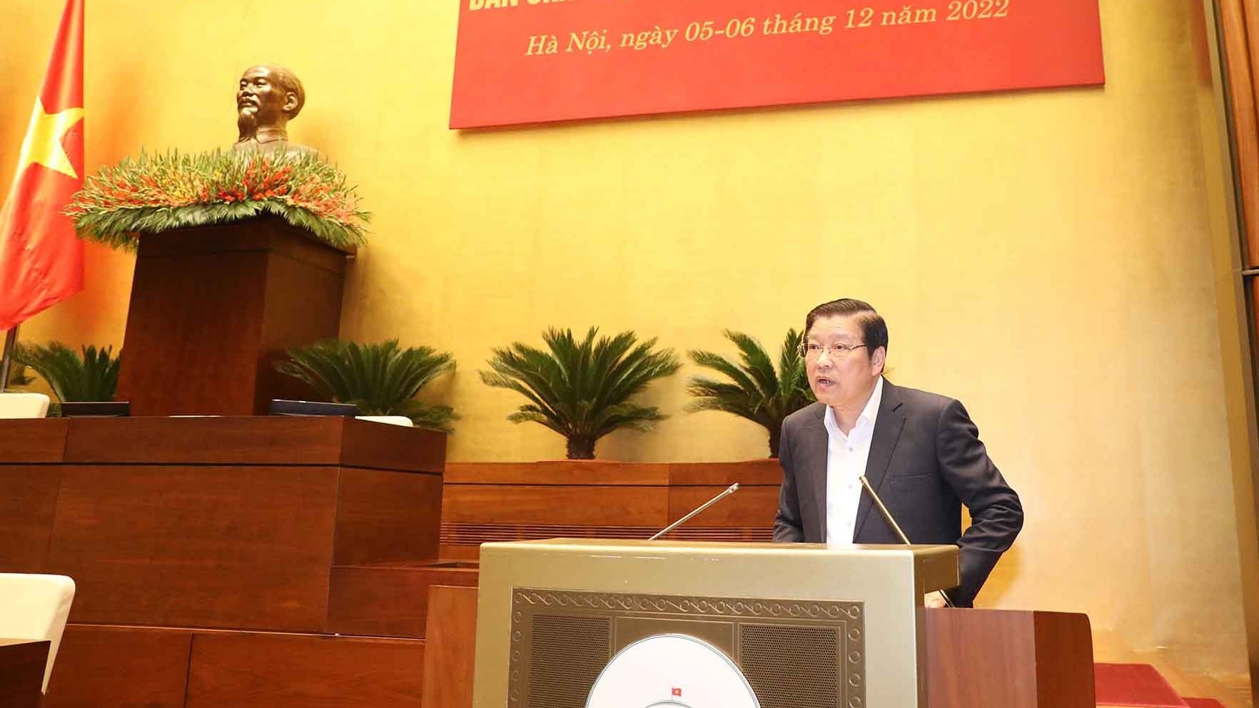 Đặc trưng và giải pháp trọng tâm xây dựng, hoàn thiện nhà nước pháp quyền xã hội chủ nghĩa