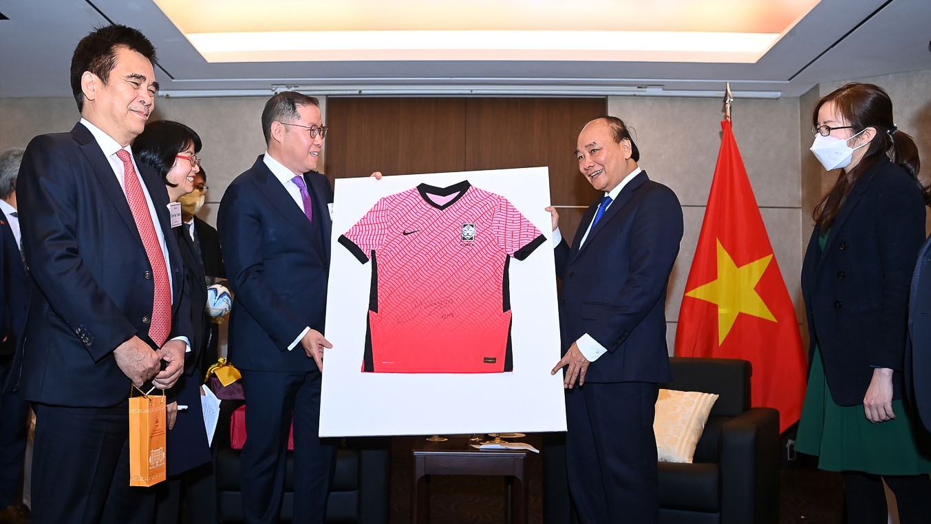 Nhiều tập đoàn lớn của Hàn Quốc cam kết đầu tư tại Việt Nam