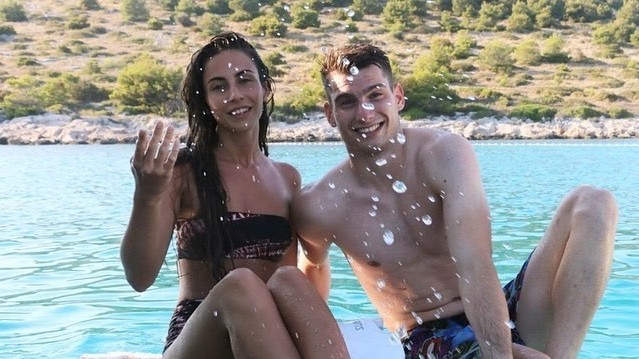 Sở thích đi du lịch khắp châu Âu cùng vợ của thủ môn Dominik Livakovi đội tuyển Croatia