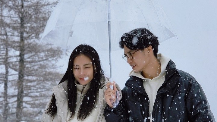 Gu thời trang ăn ý, thiên về đơn sắc của vợ chồng Ngô Thanh Vân-Huy Trần