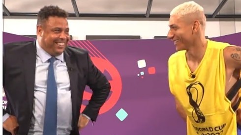 World Cup 2022: Richarlison dạy huyền thoại Ronaldo 'béo' điệu nhảy bồ câu mừng ghi bàn