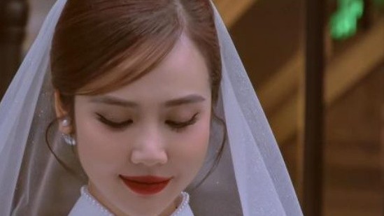 Nhan sắc ngọt ngào của Huyền Lizzie