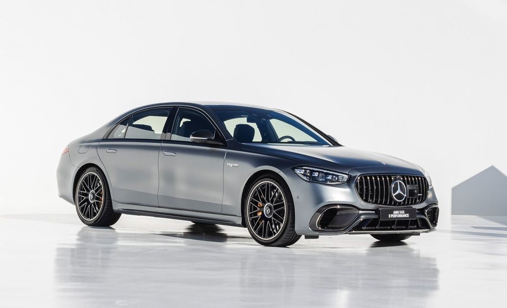 Công suất Mercedes-AMG S 63 E Performance 2023 lên tới gần 800 mã lực