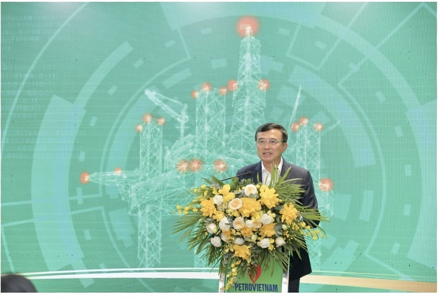 Chủ tịch HĐTV Petrovietnam Hoàng Quốc Vượng phát biểu khai mạc hội thảo. 9Anhr: Petrovietnam)