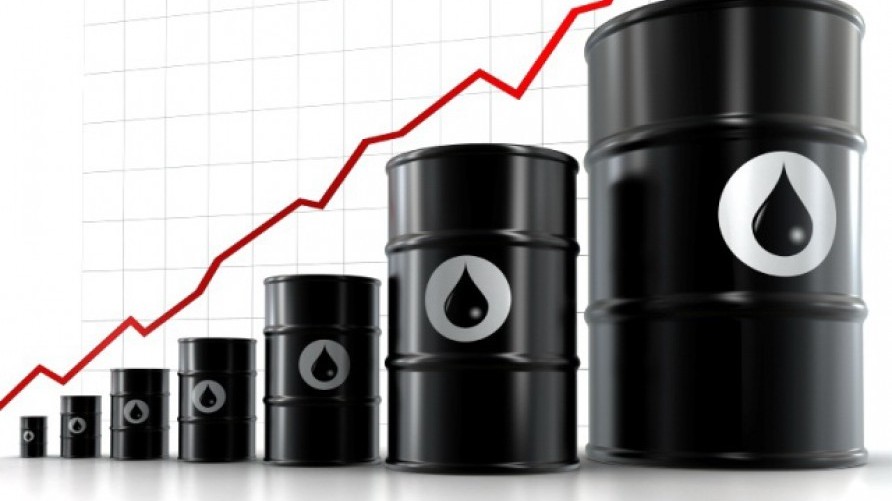 Giá xăng dầu hôm nay 10/12: Triển vọng kinh tế ảm đạm 'phủ bóng' giá dầu; tuần tới, giá xăng sẽ tiếp tục giảm?