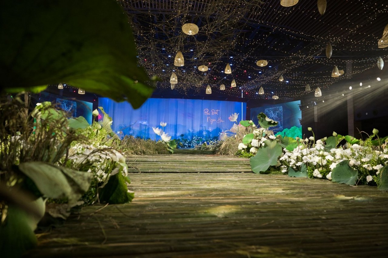 Những hình ảnh đầu tiên từ lễ cưới Hoa hậu Ngọc Hân