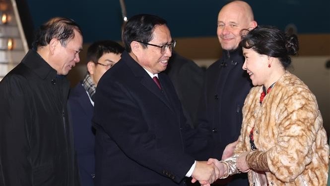 Thủ tướng Phạm Minh Chính đến Amsterdam, bắt đầu chuyến thăm chính thức Hà Lan