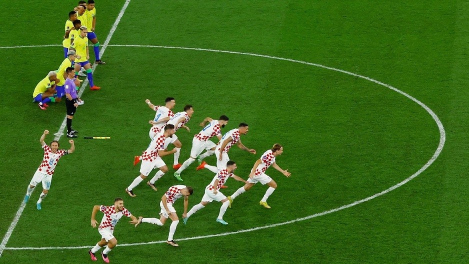 Xác định 2 cặp đấu vòng bán kết World Cup 2022