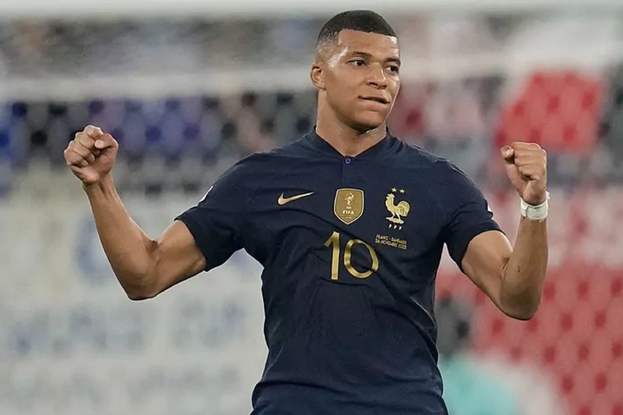 Lionel Messi và Kylian Mbappe - ứng viên sáng giá giành Quả bóng vàng World Cup 2022
