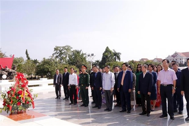 Cộng đồng người Việt kỷ niệm Ngày sinh Chủ tịch Lào Kaysone Phomvihane Cộng đồng người Việt kỷ niệm Ngày sinh Chủ tịch Lào Kaysone Phomvihane