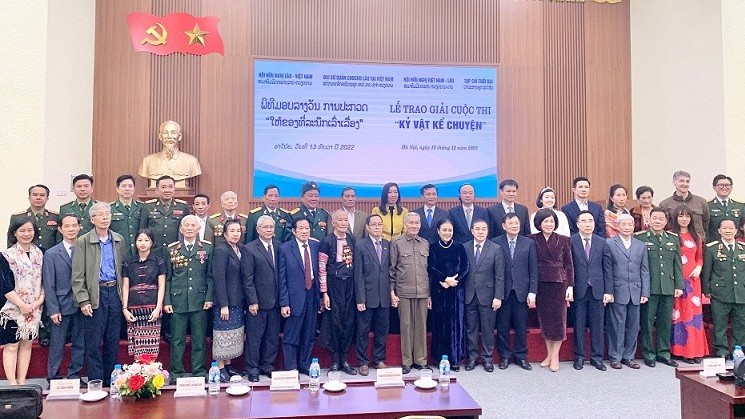 Trao giải cuộc thi 'Kỷ vật kể chuyện' về tình hữu nghị Việt Nam-Lào