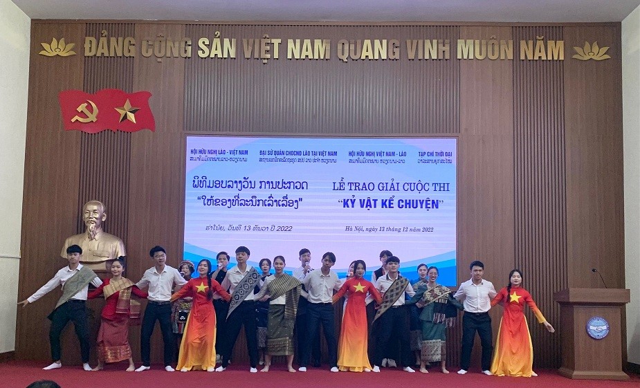 Trao giải cuộc thi 'Kỷ vật kể chuyện' về tình hữu nghị Việt Nam-Lào