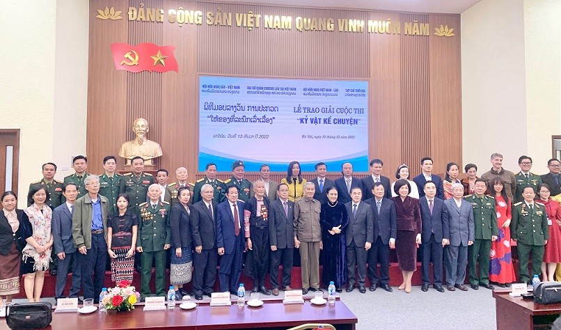 Trao giải cuộc thi 'Kỷ vật kể chuyện' về tình hữu nghị Việt Nam-Lào