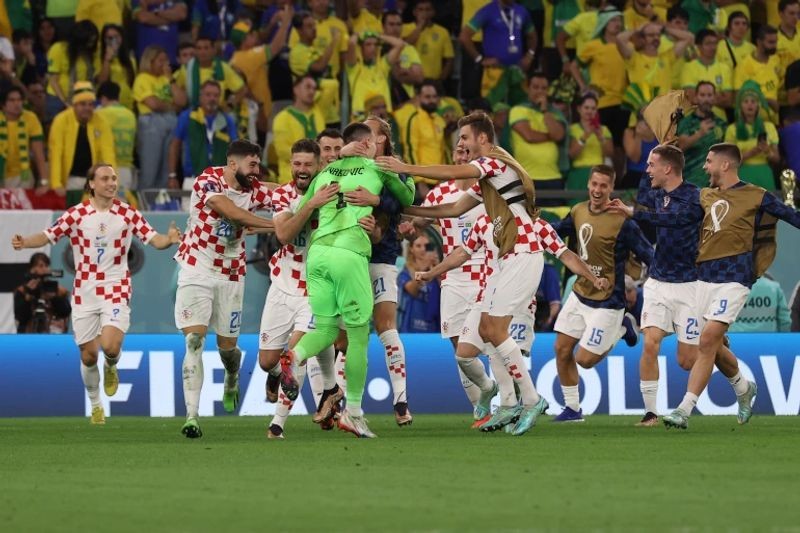 Croatia đánh bại Brazil trên chấm phạt đền ở tứ kết Croatia đánh bại Brazil trên chấm phạt đền ở tứ kết
