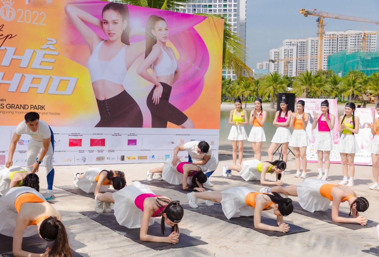 Top 35 Hoa hậu Việt Nam 2022 quyến rũ thi 'Người đẹp thể thao'