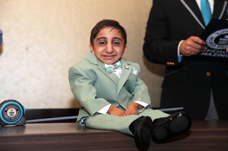 Iran: Người đàn ông thấp nhất thế giới, cao 65,24 cm, xác lập Kỷ lục Guinness