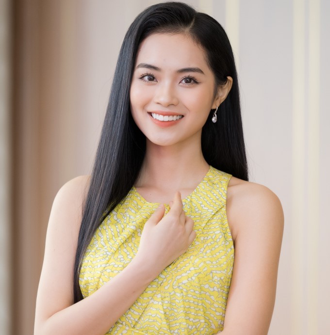 Nữ sinh 20 tuổi nổi bật ở Hoa hậu Việt Nam