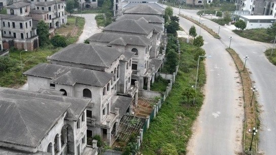 bat dong san moi nhat thu tuong ky cong dien thao go kho khan cho thi truong chan chinh hoat dong moi gioi chan phan lo ban nen