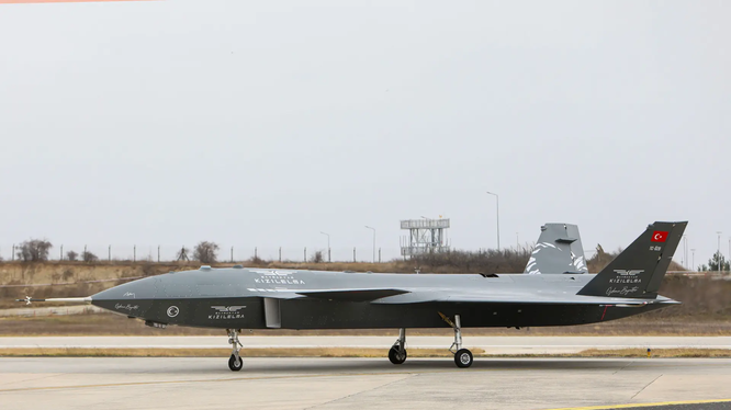 Thổ Nhĩ Kỳ: Lần đầu tiên UAV phóng thành công tên lửa siêu thanh