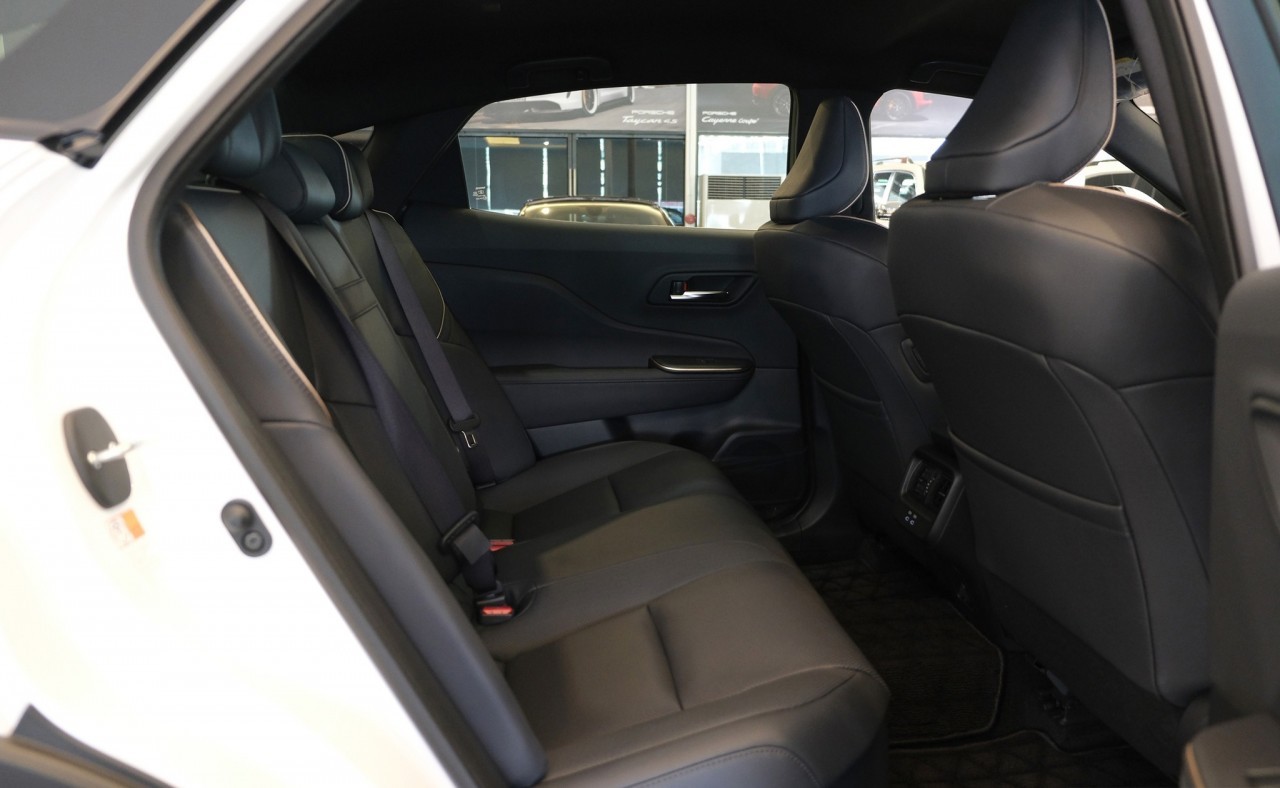 Cận cảnh Toyota Crown 2023 có mặt tại thị trường Thái Lan