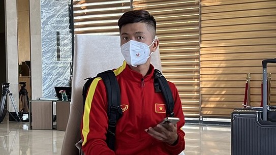 phan van duc khoi covid19 hoi quan doi tuyen viet nam tai lao