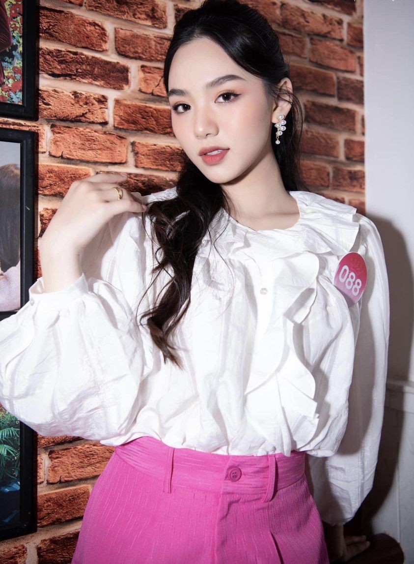 Nữ sinh 19 tuổi, đoạt 13 huy chương khiêu vũ thi Hoa hậu Việt Nam 2022