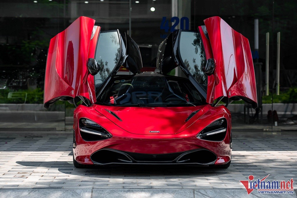 Cận cảnh siêu xe McLaren 720S giá 25 tỷ tại Việt Nam