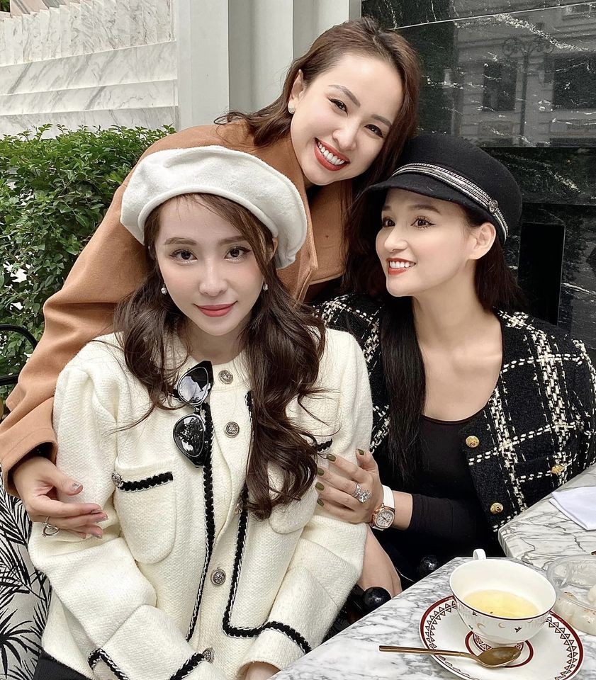 Sao Việt Sao Việt