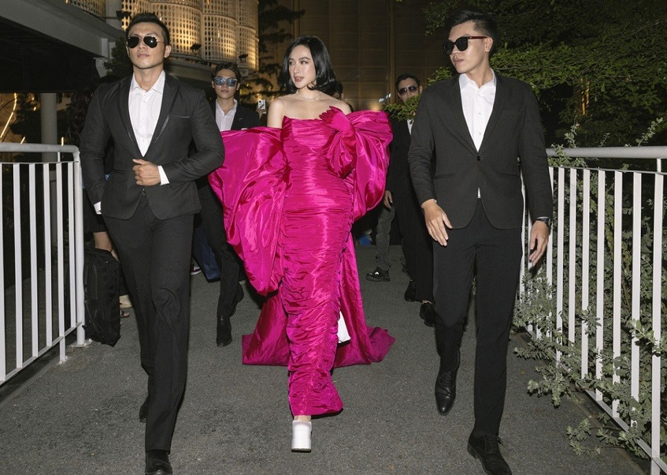 Angela Phương Trinh