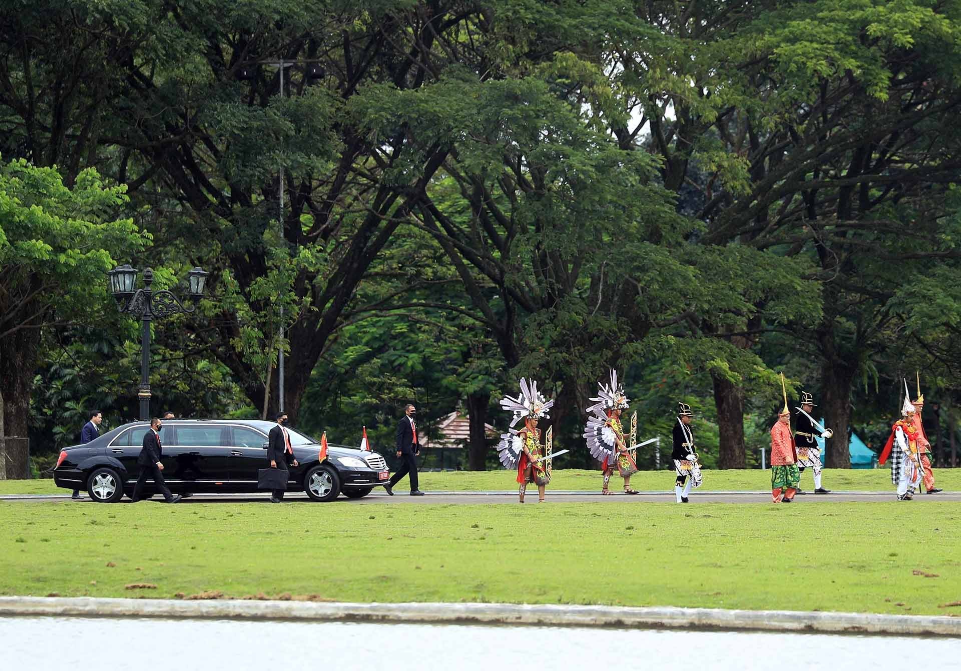 Lễ đón chính thức Chủ tịch nước Nguyễn Xuân Phúc thăm cấp Nhà nước tới nước Cộng hòa Indonesia. (Nguồn: TTXVN)