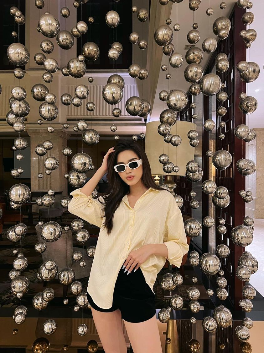 Đỗ Thị Hà 'xả' ảnh nét căng cuối nhiệm kỳ Hoa hậu Việt Nam