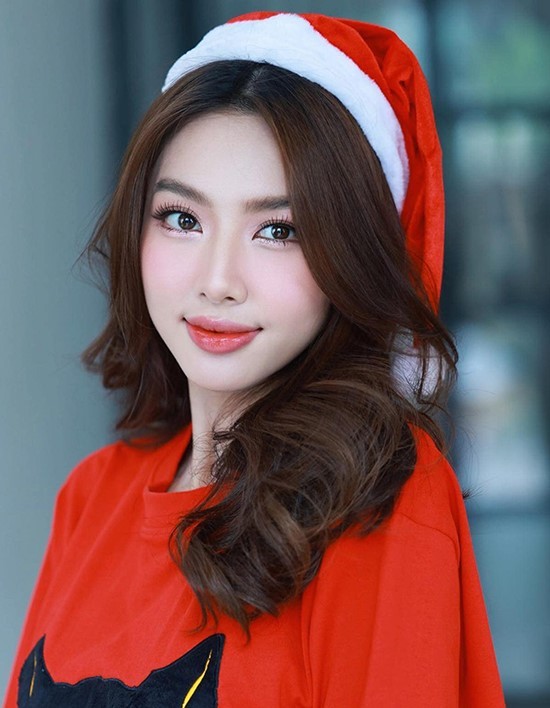 Sao Việt: Hoa hậu Đỗ Thị Hà... Sao Việt: Hoa hậu Đỗ Thị Hà...